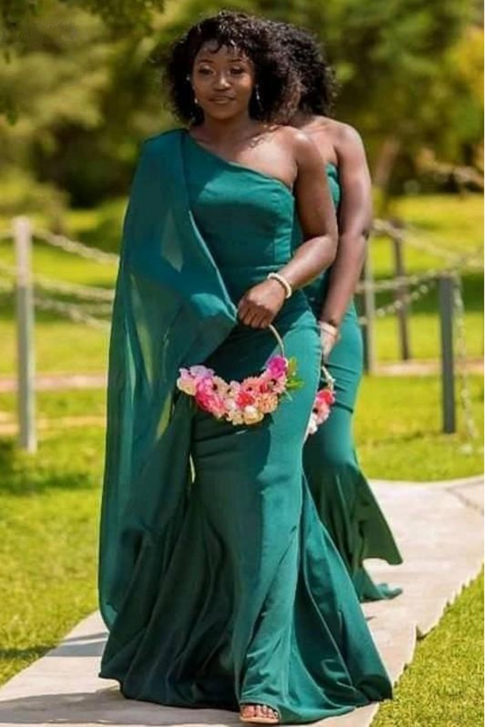 Long Green Mermaid One Shoulder Bridesmaid Dresses 902399