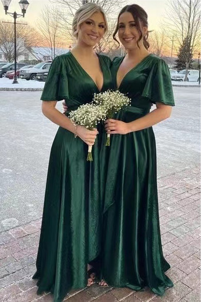 A-Line Long Green V Neck Bridesmaid Dresses 902507