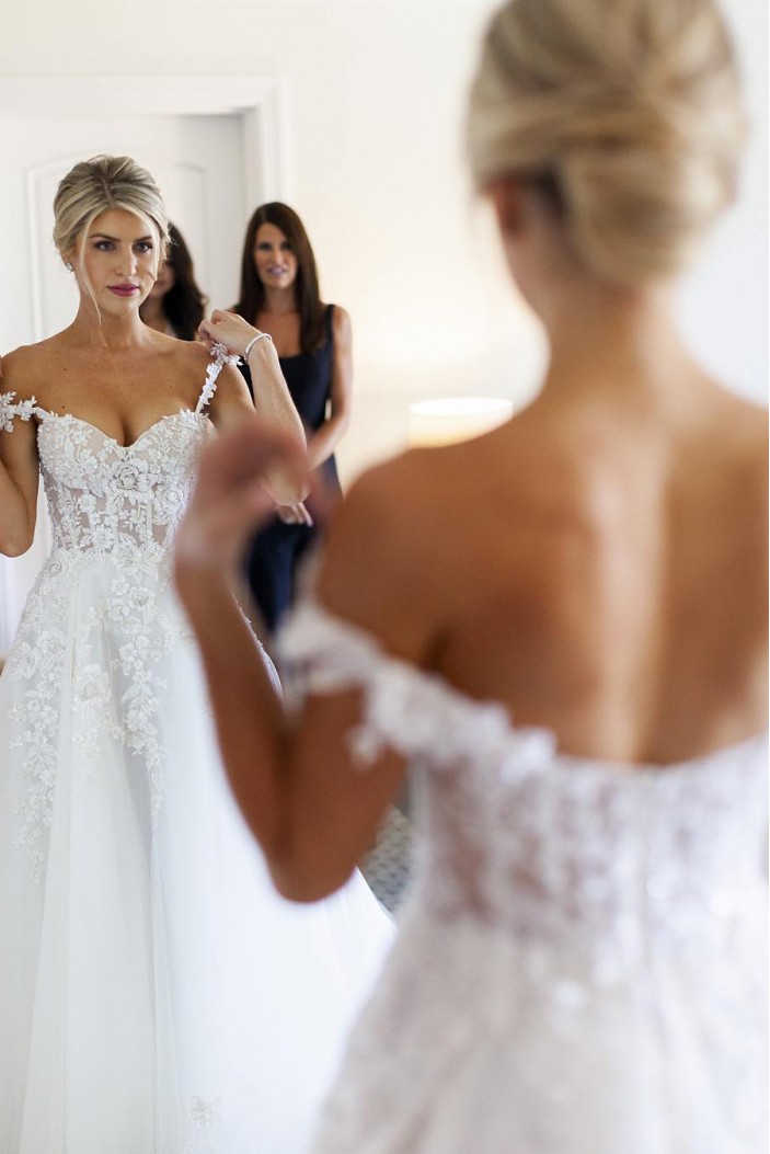 A-Line Lace Long Wedding Dresses Bridal Gowns 903169