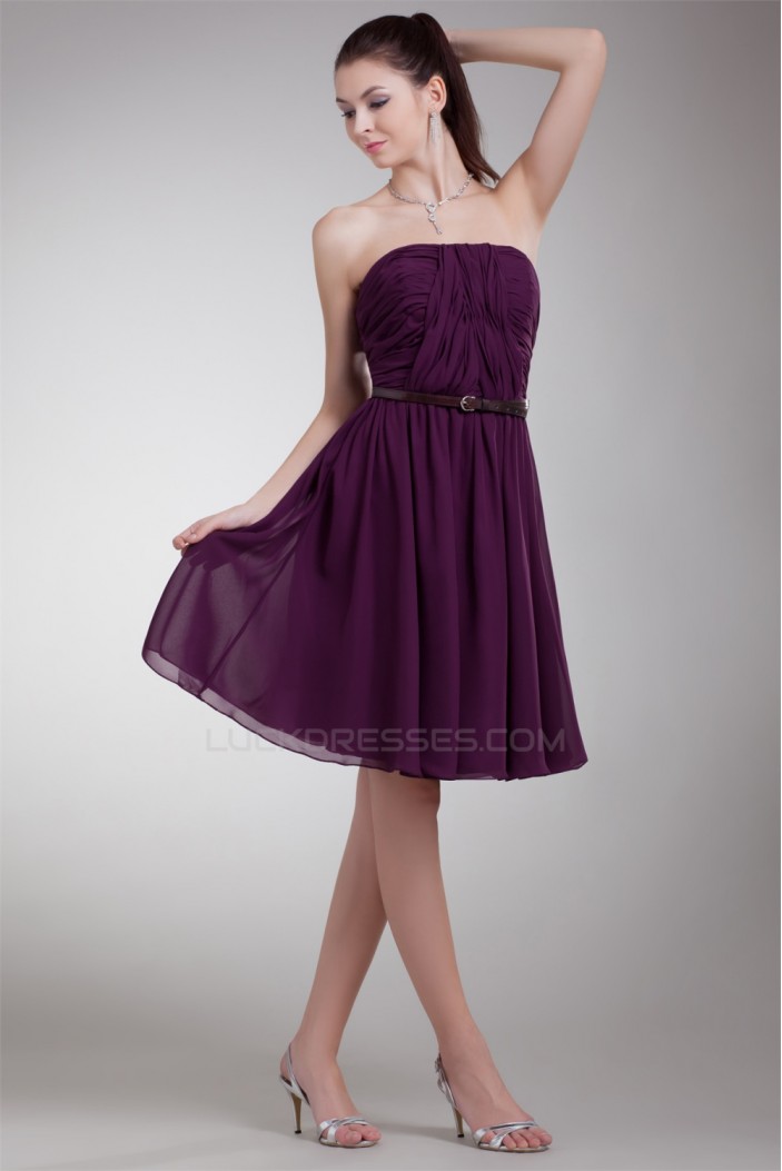 Sleeveless Strapless Knee-Length Chiffon Short Purple Bridesmaid Dresses 02010532