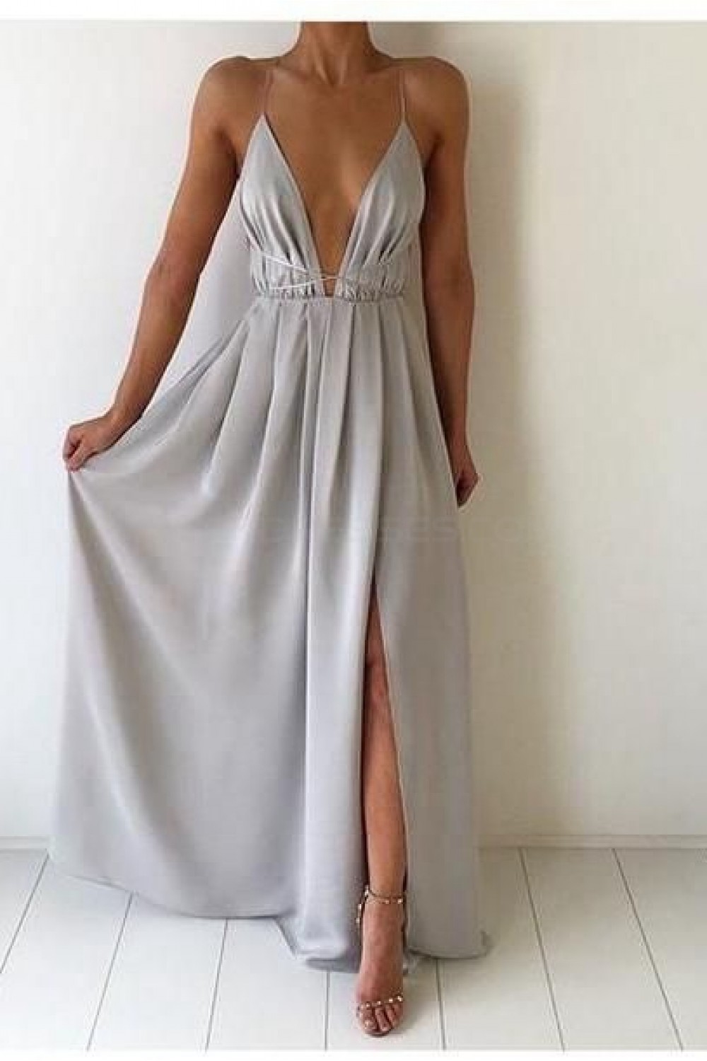 Deep V-Neck Spaghetti Straps Criss Cross Back Prom Formal Evening Party