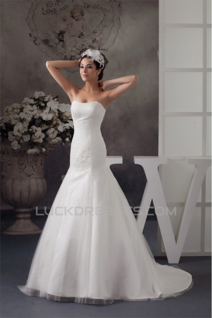 Sweetheart A-Line Sleeveless Satin Fine Netting Beaded Wedding Dresses 2031016
