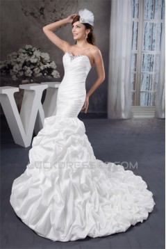 Sweetheart Mermaid/Trumpet Sleeveless Satin Taffeta Beaded Wedding Dresses 2031018