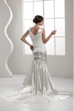 V-Neck Satin Sleeveless Handmade Flowers Wedding Dresses 2031045