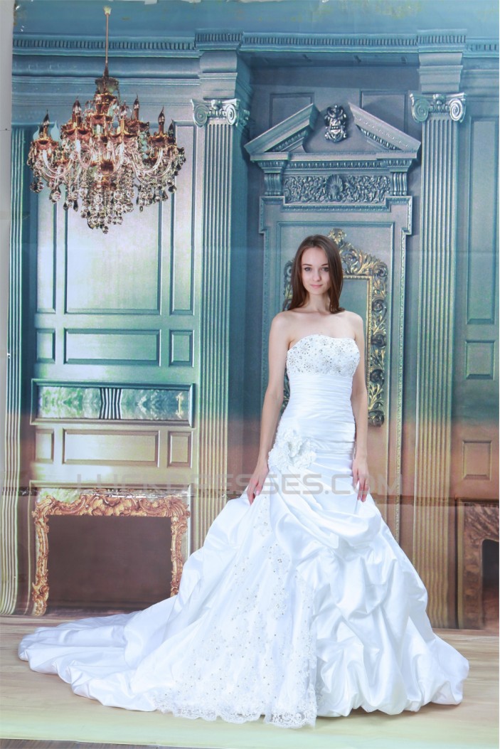 New Arrival Strapless Satin Lace A-Line Sleeveless Wedding Dresses 2031252