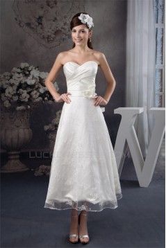 Attractive Sweetheart Sleeveless A-Line Tea Length Lace Little White Dresses 2031522